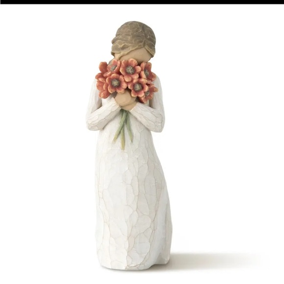 Other - Willow Tree “Surrounded By Love” figurine-2009